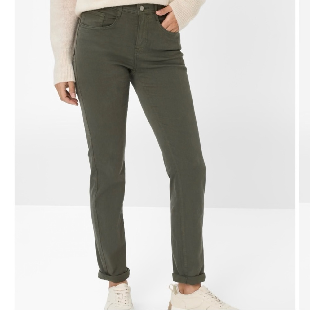 Brax Mary Slim 5 Pocket Jeans in Dark Olive Size 12S